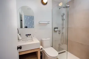 Unique Stays - 4119 St-Denis - Image 4