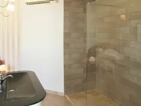 Beautiful private villa for 10 people with WIFI, pool, TV, terrace and pets allowed - Image 2
