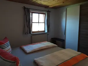 Large vacation home with garden and barbecue facilities (98 sqm) - Image 5