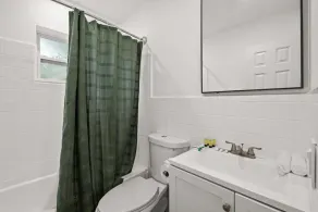 Awesome 1BR Apartment @Sailboat - Image 3
