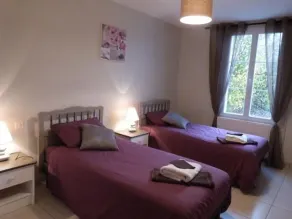 Casa renovada con terraza, internet y garaje cerca de Vallon-sur-Gée - Image 5