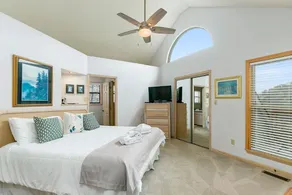 DogFriendly •MtnView •HotTub •Sauna •Dollywood tkt - Image 5
