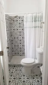 Migue´s Tiny Miami Alcove - Image 3