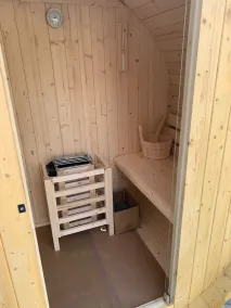 Apartamento recém-construído (em um local tranquilo, boas ligações de transportes, estacionamento gratuito - Image 2
