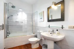 Comfortable and bright cottage, with pool, beach, free WIFI, 6+ baby - Image 5