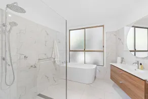 prospect@pearl - Executive Beach Retreat- sleeps 8 (no pets or parties) - Image 3