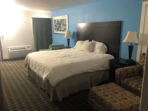 Executive Inn - Image 4
