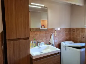 Independent house with enclosed yard 1km from village - Image 3