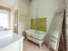 Villa in Saignon With Pool and Scenic Views - Image 3