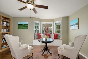 Cozy 10 guest, 4 Bedroom, 2 Bath, Pet Friendly, 2-minute walk to downtown Julian - Image 3