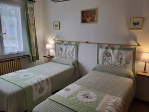 Independent House 5 Bedrooms with Garden - Pets Welcome - Image 5
