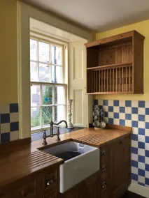 Charming rural retreat in beautiful gardens - Image 3