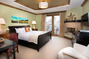 Luxury Suite for 8 | Roof Top Pool & Hot Tubs! - Image 5