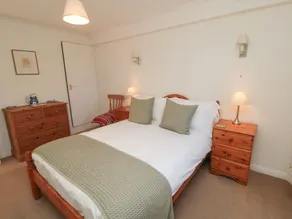 WESTGATE COTTAGE, family friendly, with a garden in Pickering - Image 3