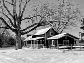 Whiffletree Farmhouse just 2 mins off I-26 & 8 mins from downtown Spartanburg! - Image 5