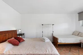 Ferienhaus 'Casa De Andrães Pomar' mit Gemeinschaftspool, privater Terrasse und WLAN - Image 4
