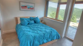 Timberline Haus 3 Bedroom Home by RedAwning - Image 4