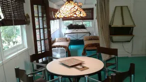 THE ZOO-Midcentury Modern Meets Rustikales, hundefreundliches Bauernhaus - 2 MI VON DER STADT - Image 2