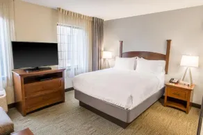 Studio Suite | Perfect for Business Travelers - Image 5