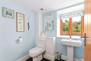 Beautifully situated comfortable cottage and pottery, a perfect holiday base - Image 4