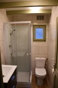 Modern chalet in Dochamps with terrace - Image 3