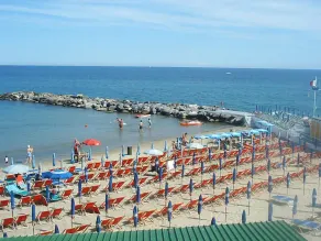Sanremo: 2 rooms apartment in front of beaches with panoramic sea view + wifi - Image 4