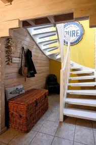 Vacaciones familiares en una acogedora casa de estilo sueco con un amplio jardín, WiFi - Image 2