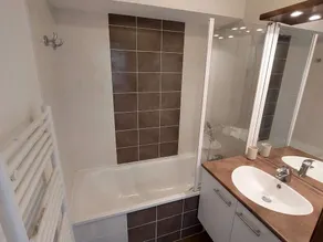Cozy 1-Bed Apt in Hauteluce, Sleeps 4, Parking, Pool, Fitness, Near Lifts & Shops - Image 2
