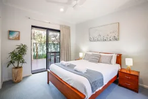 COSY & INVITING BEACH COTTAGE SITUATED IN PRIME BEACHSIDE LOCATION - Image 5