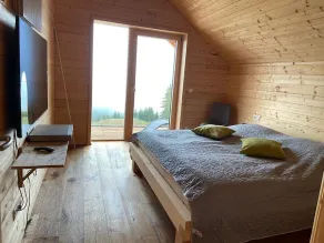 Modern and cozy nestled in the charm of the mountains - Image 4