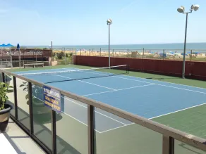 DIRECT OCEANFRONT, Tiki Bar & Grill, Saunas, Gym,Tennis, WIFI & 3 Pools 5% off - Image 3