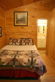 Wolfcreek Hytte / Afsondret & Romantic / Hot Tub / Acreage grænser op National Forest - Image 3