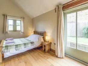 Orchard Cottage - Image 5
