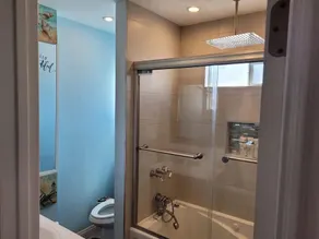 Cozy 4bds*, Close2Everything, Free Parking (1 car)/Wifi, 15min to everything - Image 2