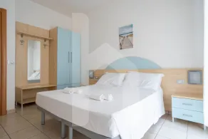 Holiday Rendez Vous 14 - Ground apartment with balcony and side sea view - Image 5