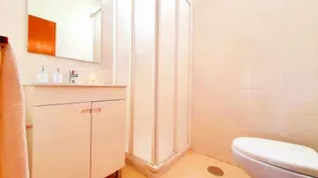 Wake Villa - Guesthouse - Image 2