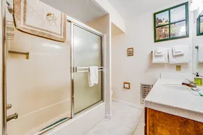 Unique retreat near the lake w/game room, two spacious decks, WiFi - 2 dogs OK - Image 4