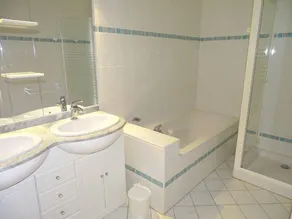 Gîte avec piscine - Lac de pêche - 8 personnes - Image 2