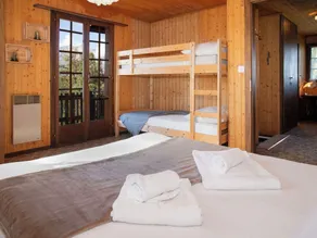 Smuk privat feriebolig for 8 personer med WIFI, terrasse, kæledyr tilladt og panorama udsigt - Image 4