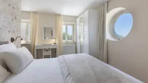 Villa Lux. Ema con piscina riscaldata immersa nella vegetazione mediterranea - Image 3