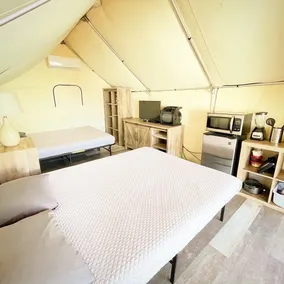 Enjoy the beautiful San Marcos River in this new, nice and comfy cabin!  - Image 5
