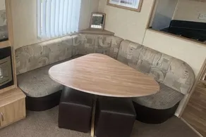 Caravan - 3 Bedrooms, Sleeps 8 - Image 5