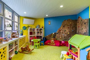Holiday Apartment 'Schwarzwald Wölkchen' with Mountain View, Shared Garden and Wi-Fi - Image 5