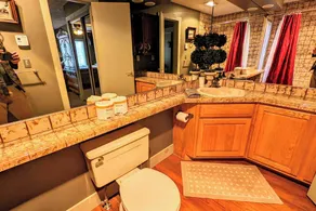 Frost Hollow by Avantstay Deck w/ Grill, Game Room Loft - Image 2