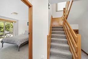 22 Golf Links Road - Image 2