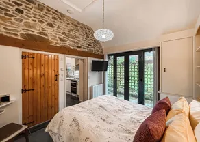 1 bedroom accommodation in Little London, Nr Llandinam - Image 2