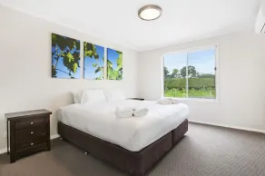 Lovedale Lakehouse Vineyard - Image 5