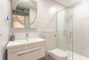 Moderne Maisonette mit 3 Schlafzimmern im Stadtzentrum von Adeje - Image 3