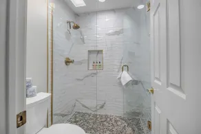 Experience Scottsdale Mi Casa: a cozy 3-bedroom condo in vibrant Old Town! - Image 3