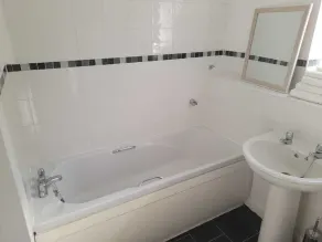 Luxurious Penthouse Apartment close to NEC - Image 2